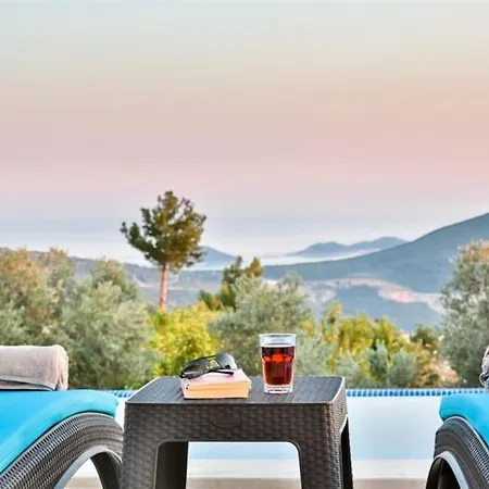 Panoromik Deniz Manzarasi Hilal ヴィラ カシュ